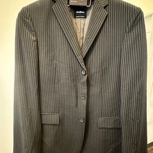 Strellson 'Gus' Grey/Black Striped Wool Sz EU 50 Suit (Like New)